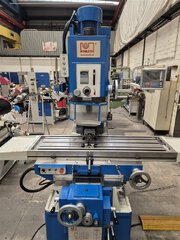 Foto: KNUTH KB 1400